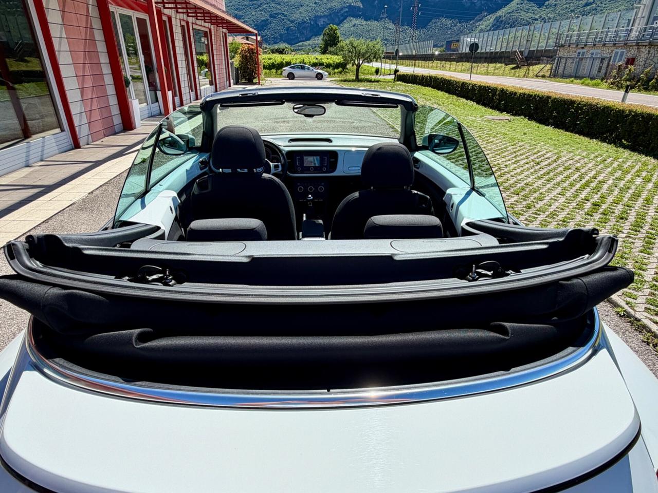 Volkswagen Maggiolino Cabrio Sport CUP 57.000 km