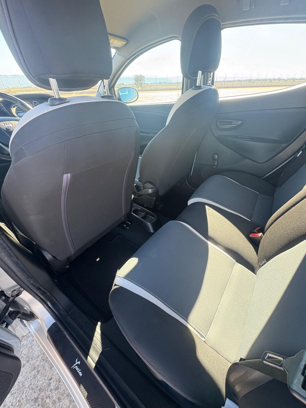 Lancia Ypsilon 1.3 MJT 16V 95 CV 5 porte S&S Elle