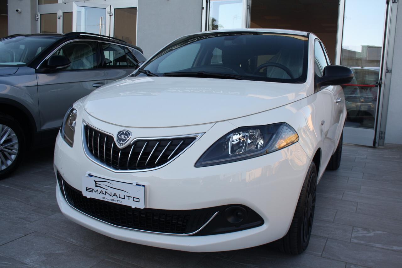LANCIA YPSILON 1.0 HYBRID 70CV " 878KM "