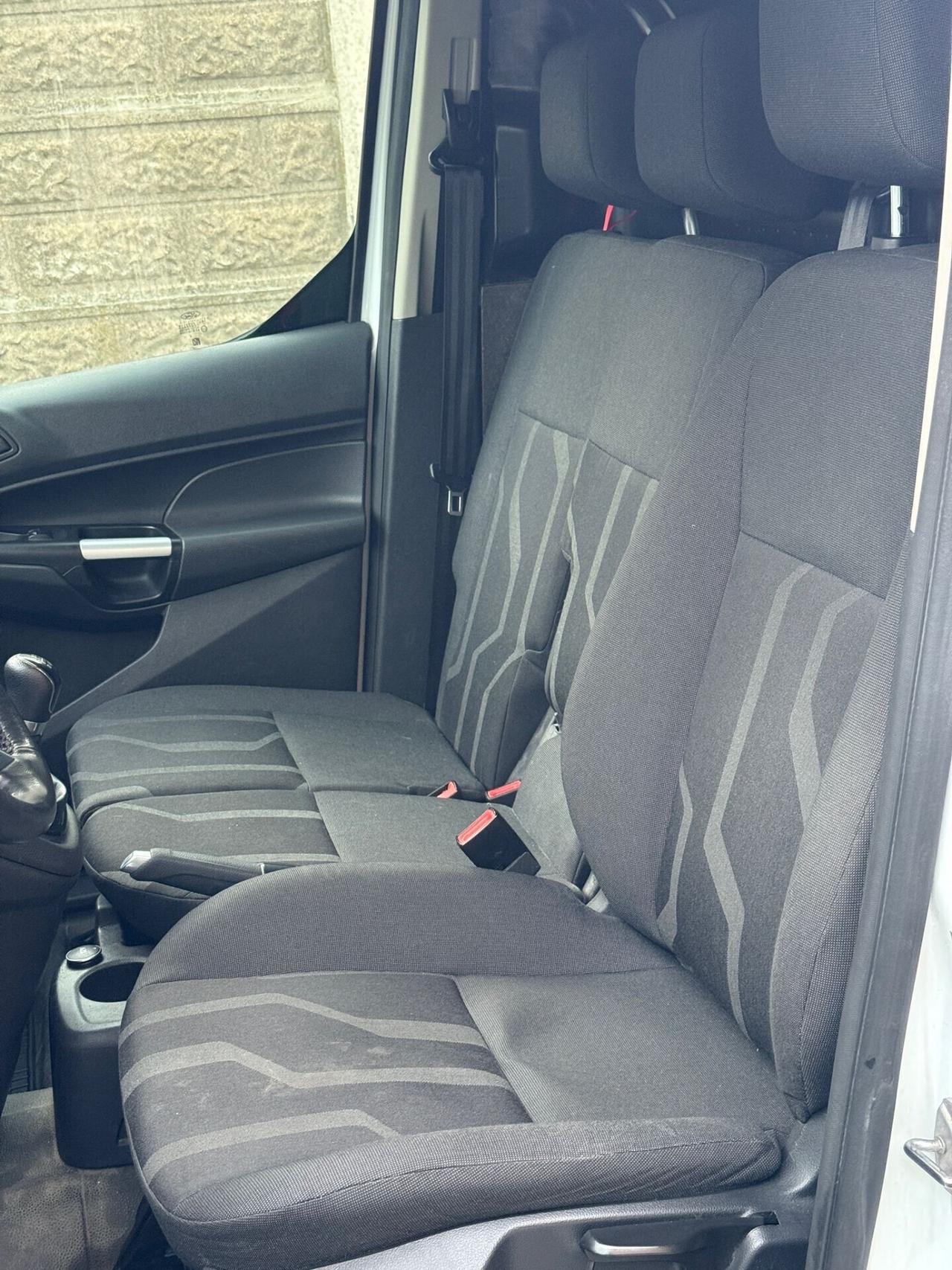 Ford Connect Long Euro6 2016