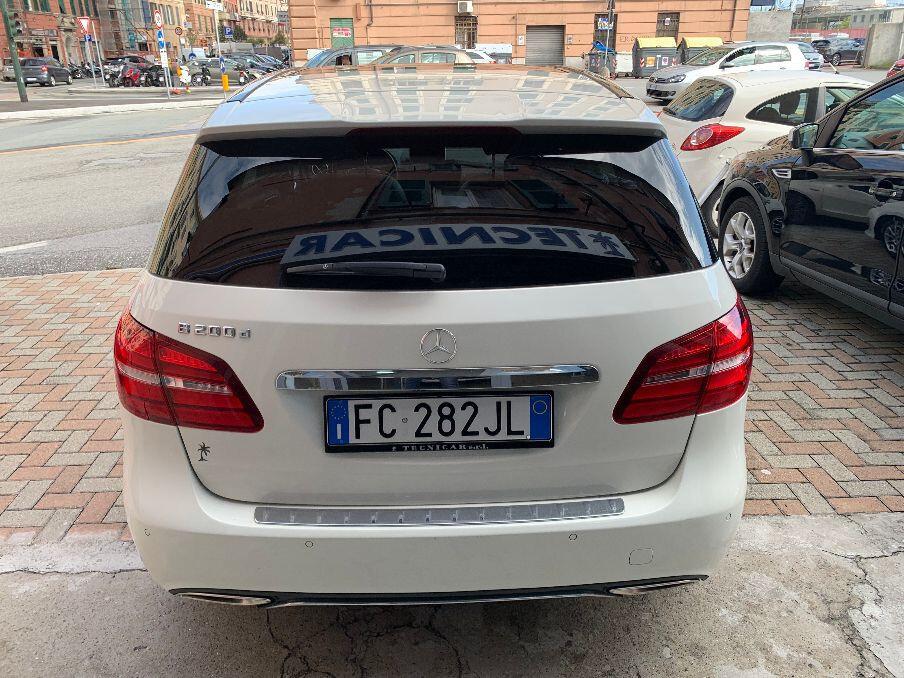 Mercedes-benz B 200 d Automatic Premium - UNIPROPRIETARIO
