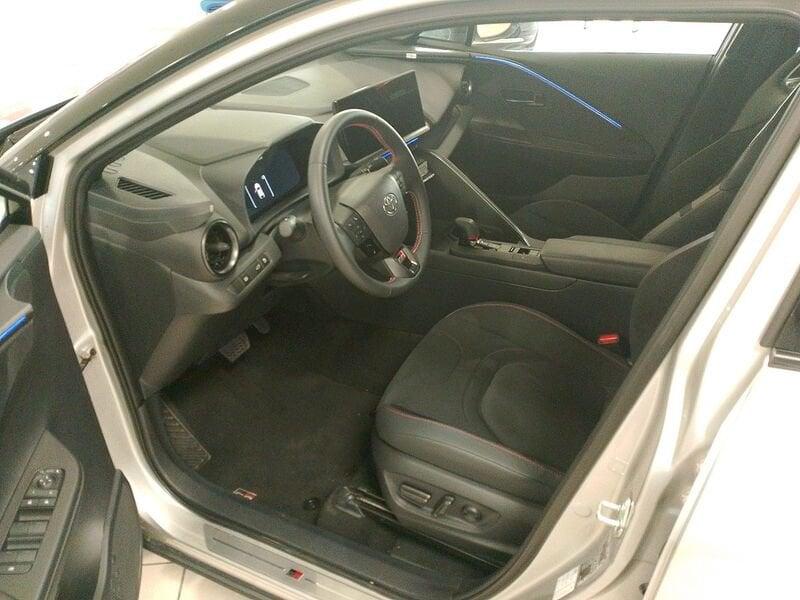 Toyota C-HR 2.0 HEV AWD GR SPORT PREM