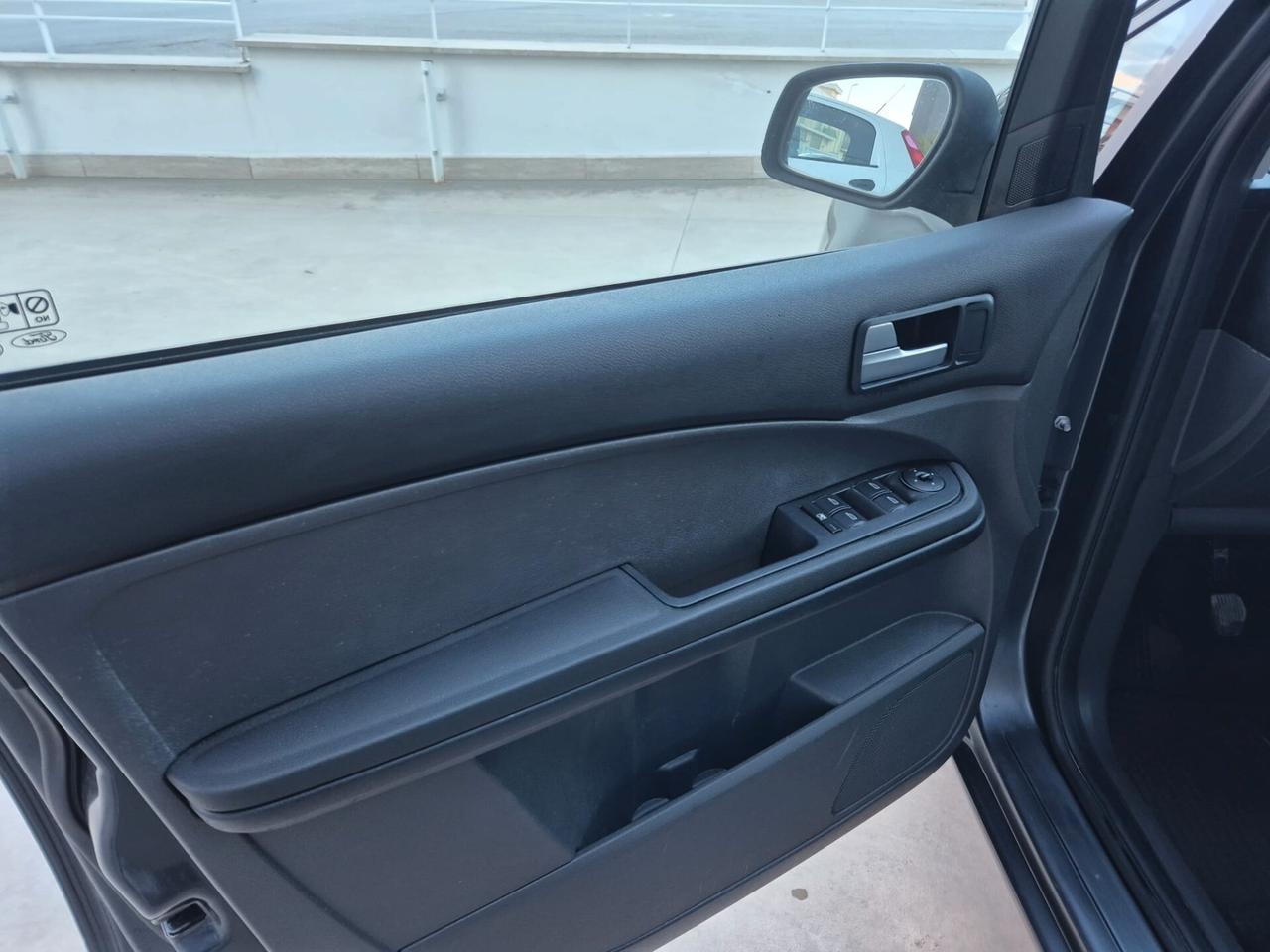 Ford Focus C-Max 1.6 TDCi (110CV)