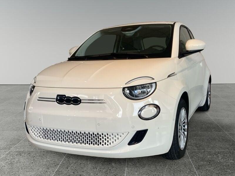 FIAT 500 500e Berlina 42 kWh Icon