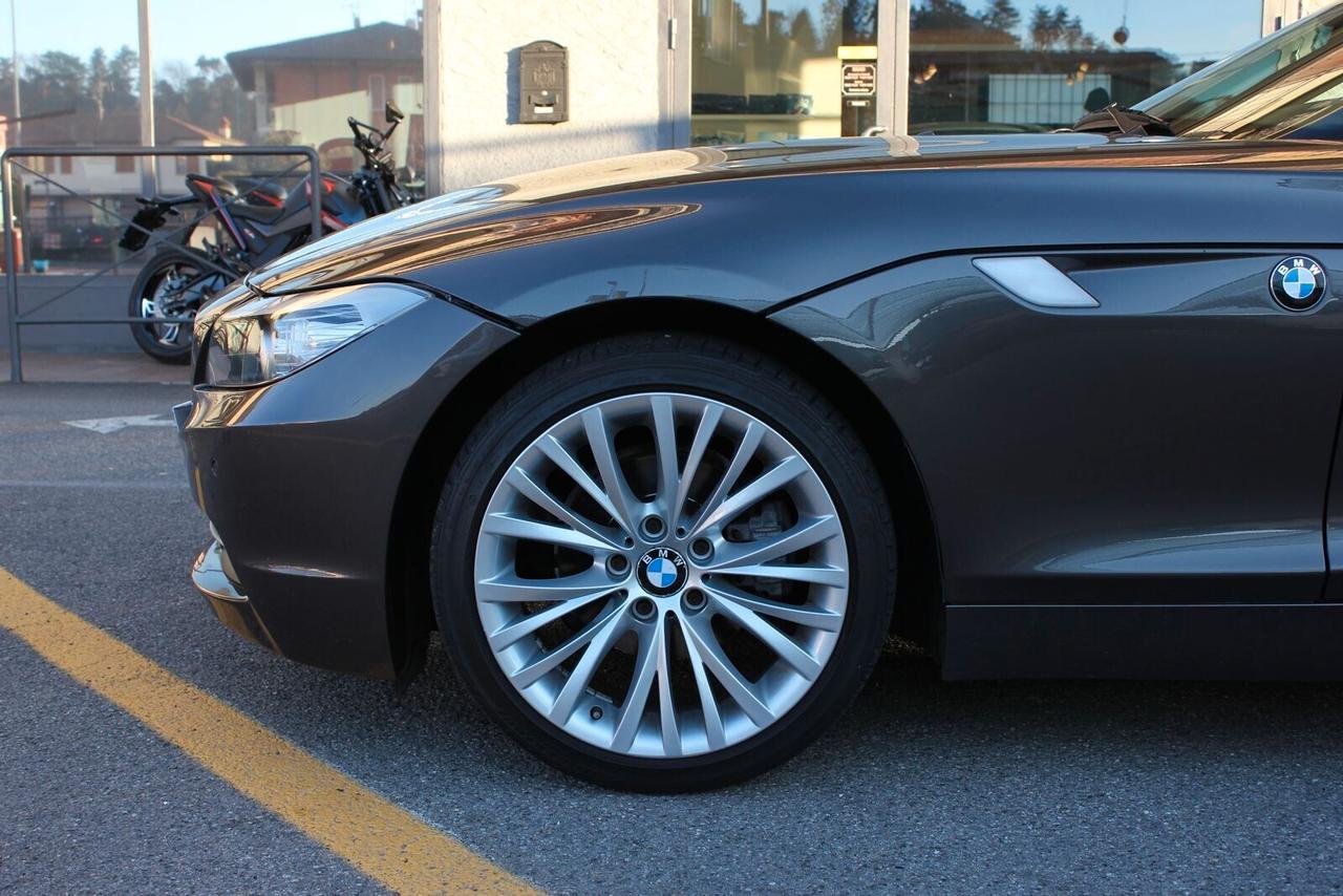 Bmw Z4 sDrive23i 205CV FARI XENON NAVY PROFESSIONAL SEDILI RISCALDABILI
