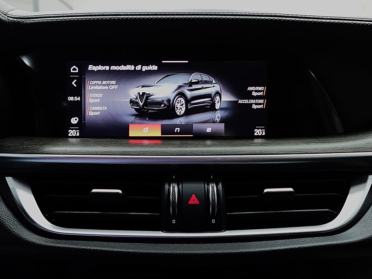 Alfa Romeo Stelvio 2.2 MJT 210 CV AT8 Q4 Ti
