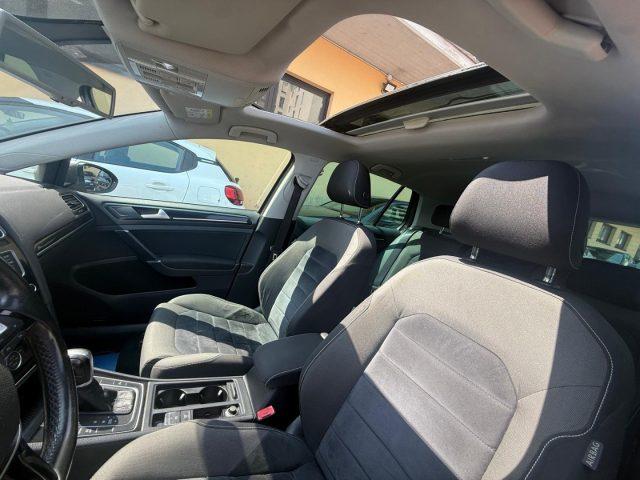 VOLKSWAGEN Golf Business 1.4 TGI DSG 5p. Highline BMT TETTO APRIBI
