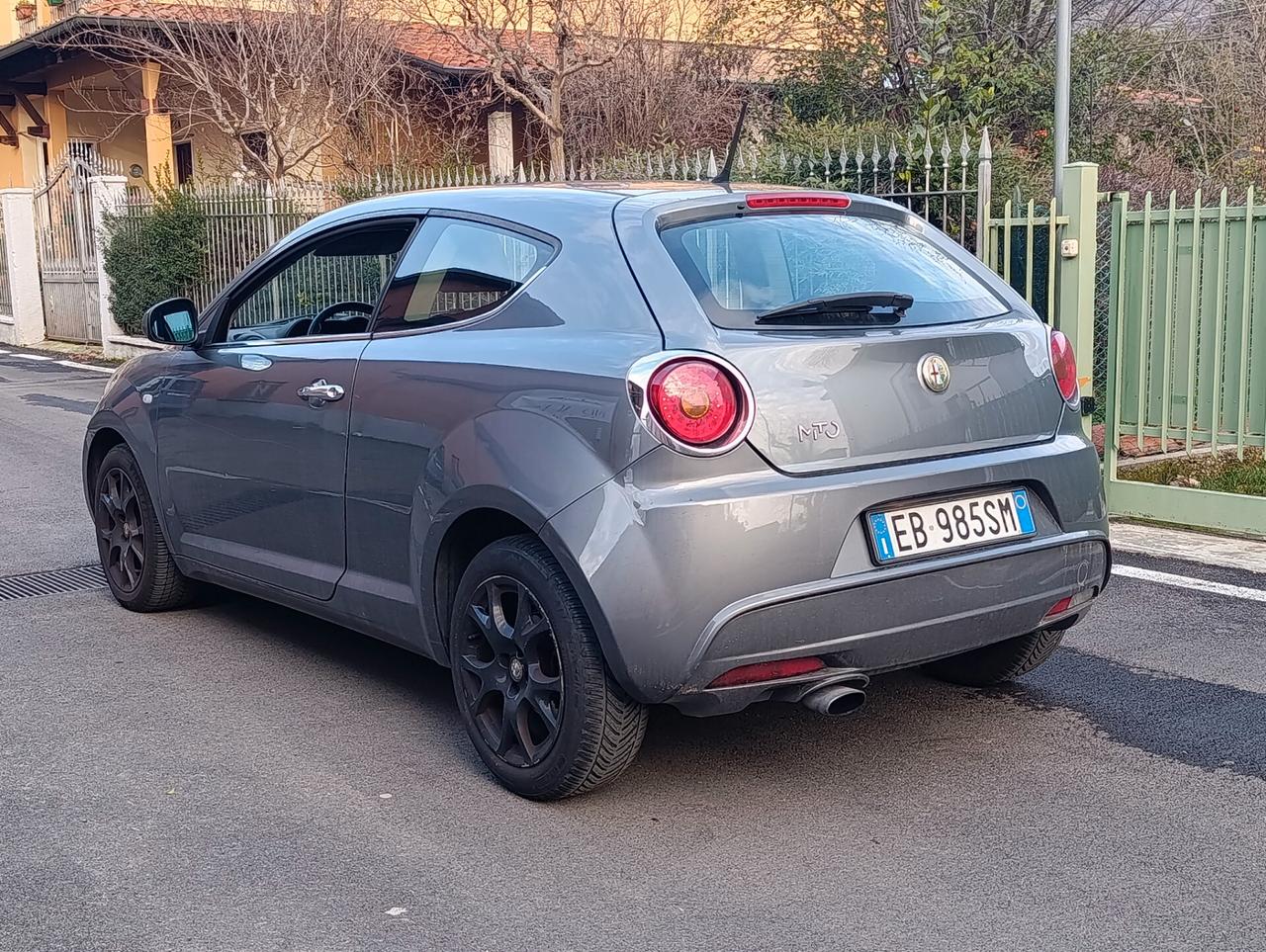 Alfa Romeo MiTo 1.6 JTDm 16V Distinctive Sport Pack