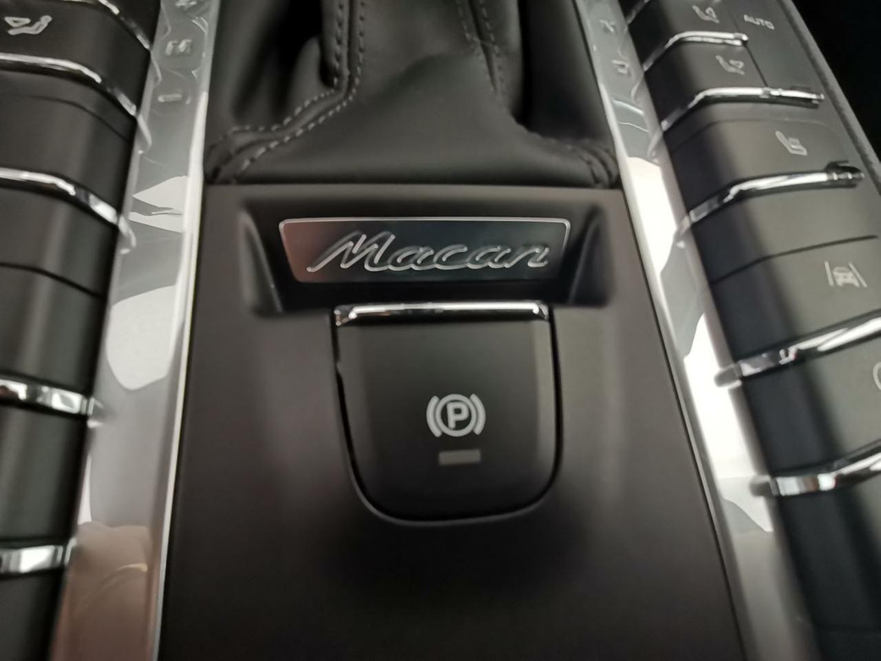 Porsche Macan 2.0 PDK