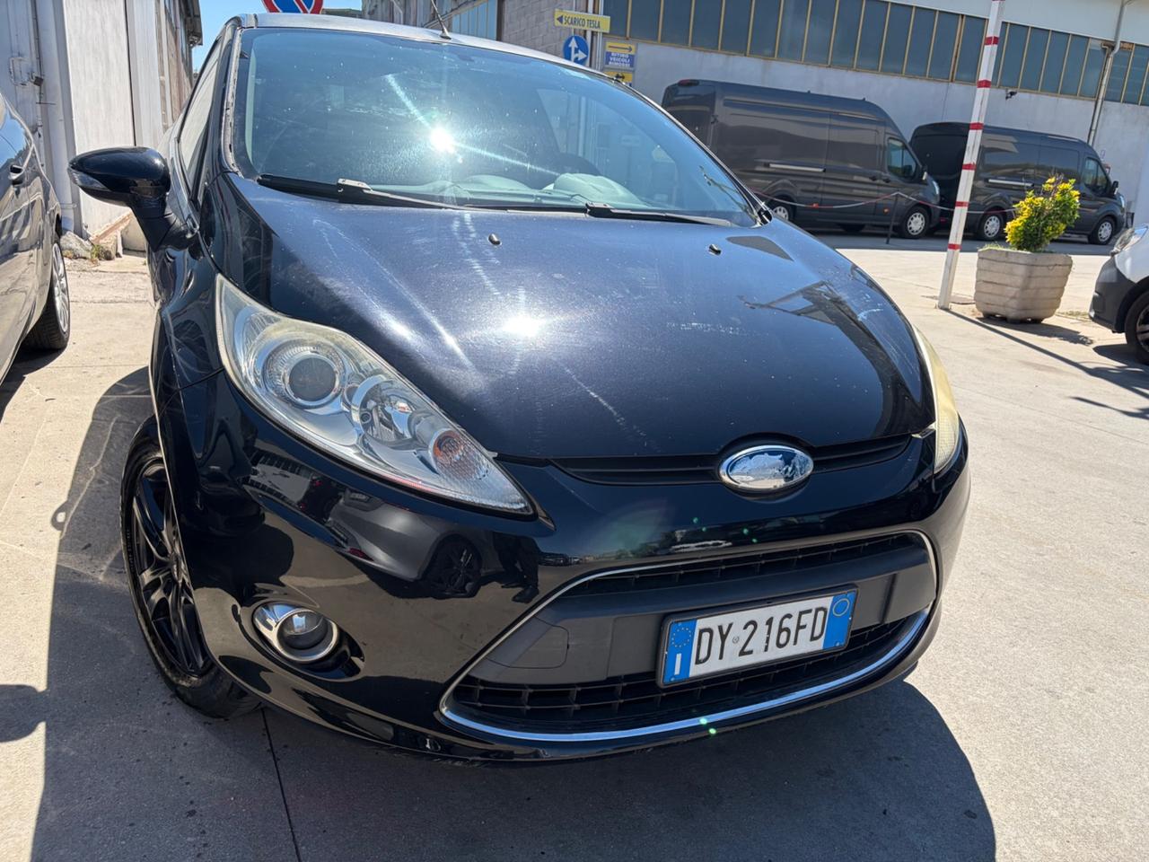 Ford Fiesta 1.4 TDCi 3P. Titanium NEOPATENTATI