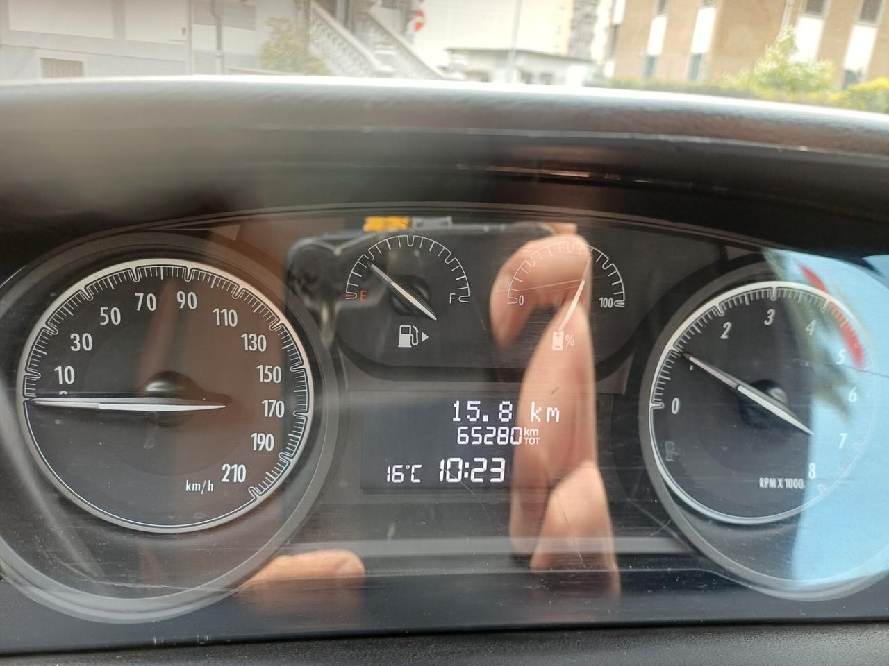 Lancia Ypsilon 1.0 FireFly 5 porte S&S Hybrid Gold