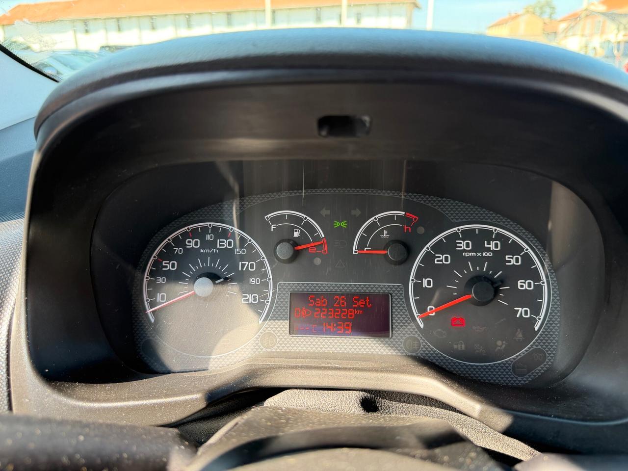 Fiat Qubo 1.3 MJT 75 CV Trekking