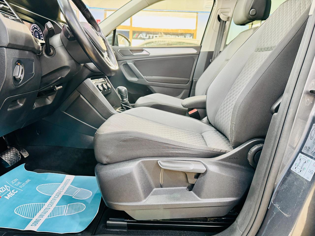 VW Tiguan 2.0 TDI DSG 4MOTION R-Line Tetto / LED / R.Cam