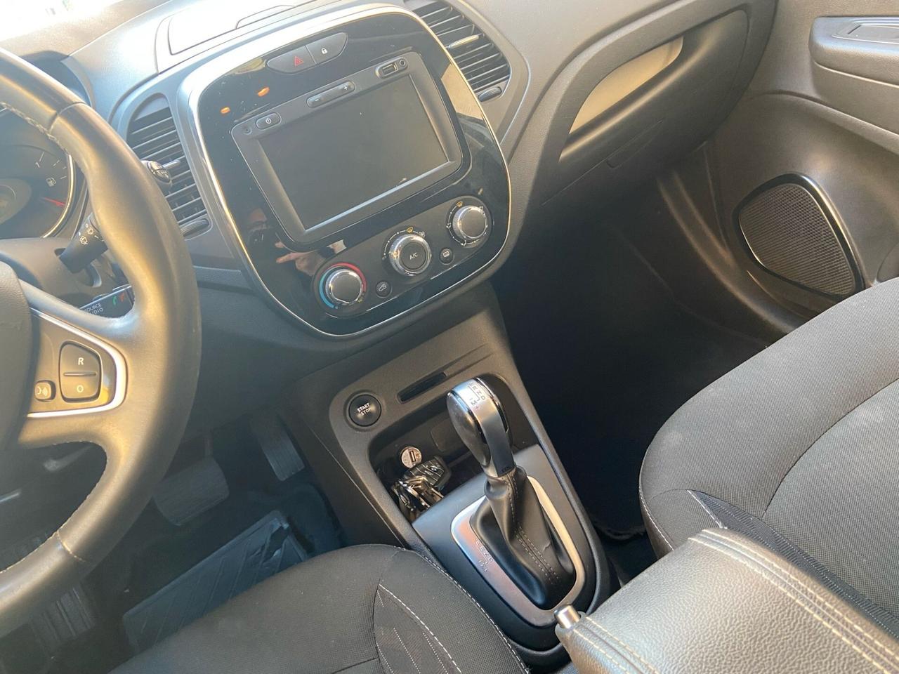 Renault Captur dCi 8V 90 CV EDC Business