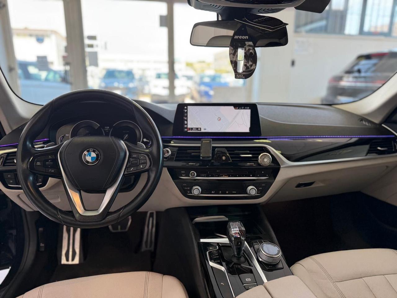 Bmw 520d FULL OPTIONAL 2017
