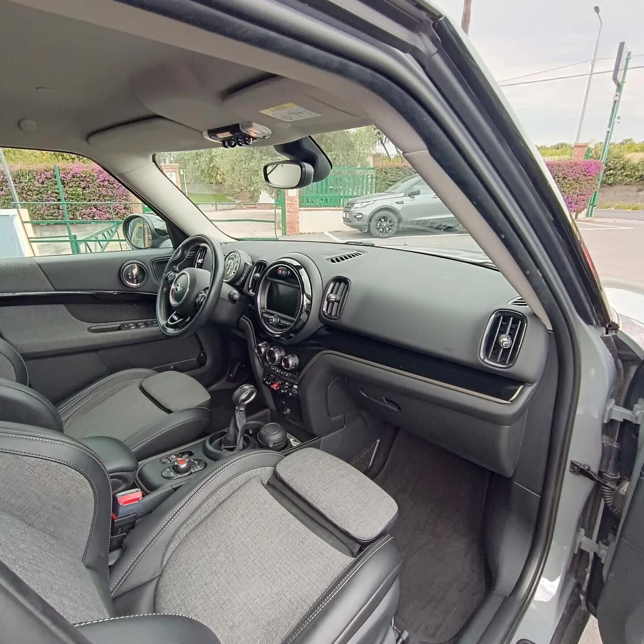 Mini Cooper Countryman 1.5 FULL OPT C/ VENDITA