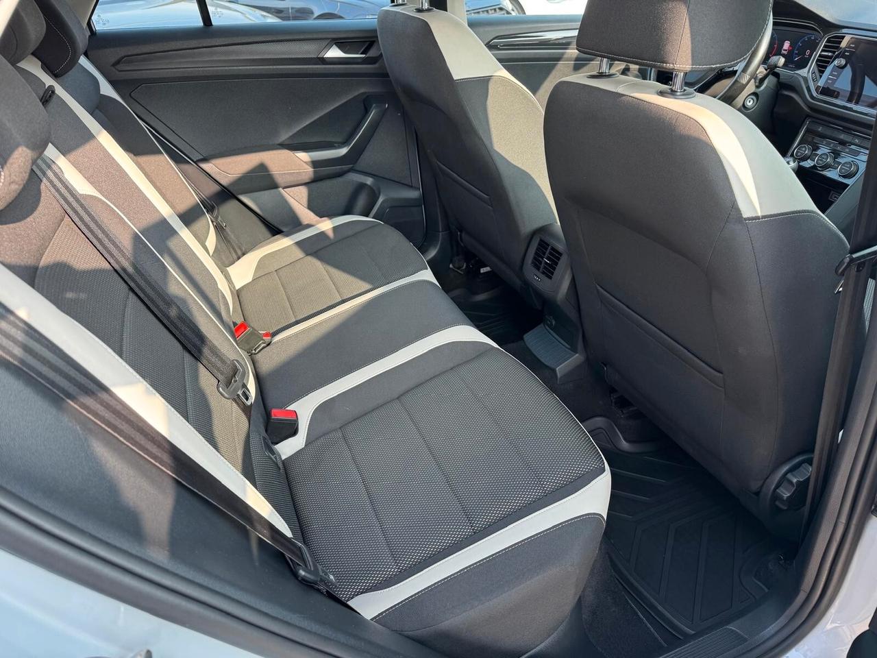 Volkswagen T-Roc 1.6 TDI SCR Advanced BlueMotion Technology