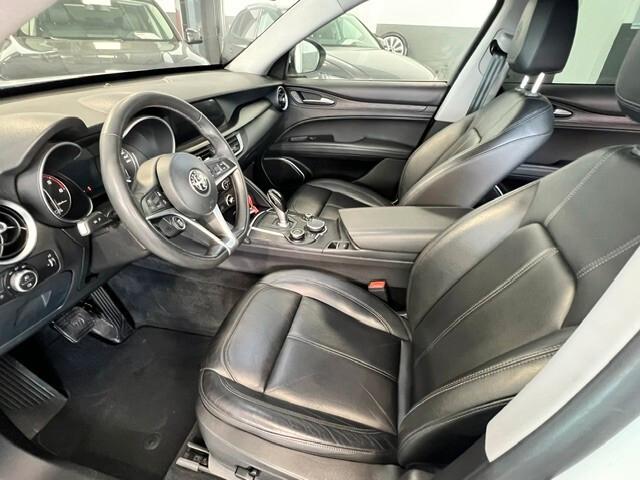 Alfa Romeo Stelvio 2.2 Turbodiesel 180 CV AT8 Q4 Super
