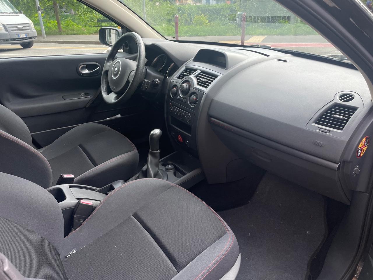 Renault Mégane 1.6 16V 5p/1PROP/GARANZIA 12 MESI