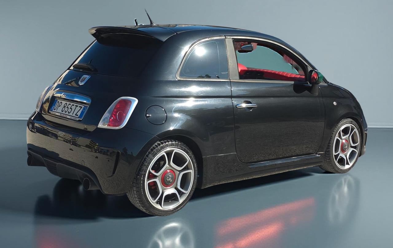 Abarth 500 1.4 T-Jet 135CV - INTERNI FATTI A MANO