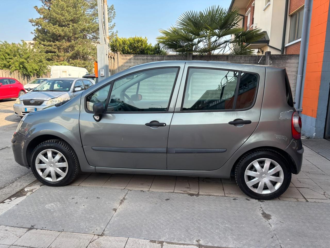 Renault Modus 1.2 16V Saint Tropez