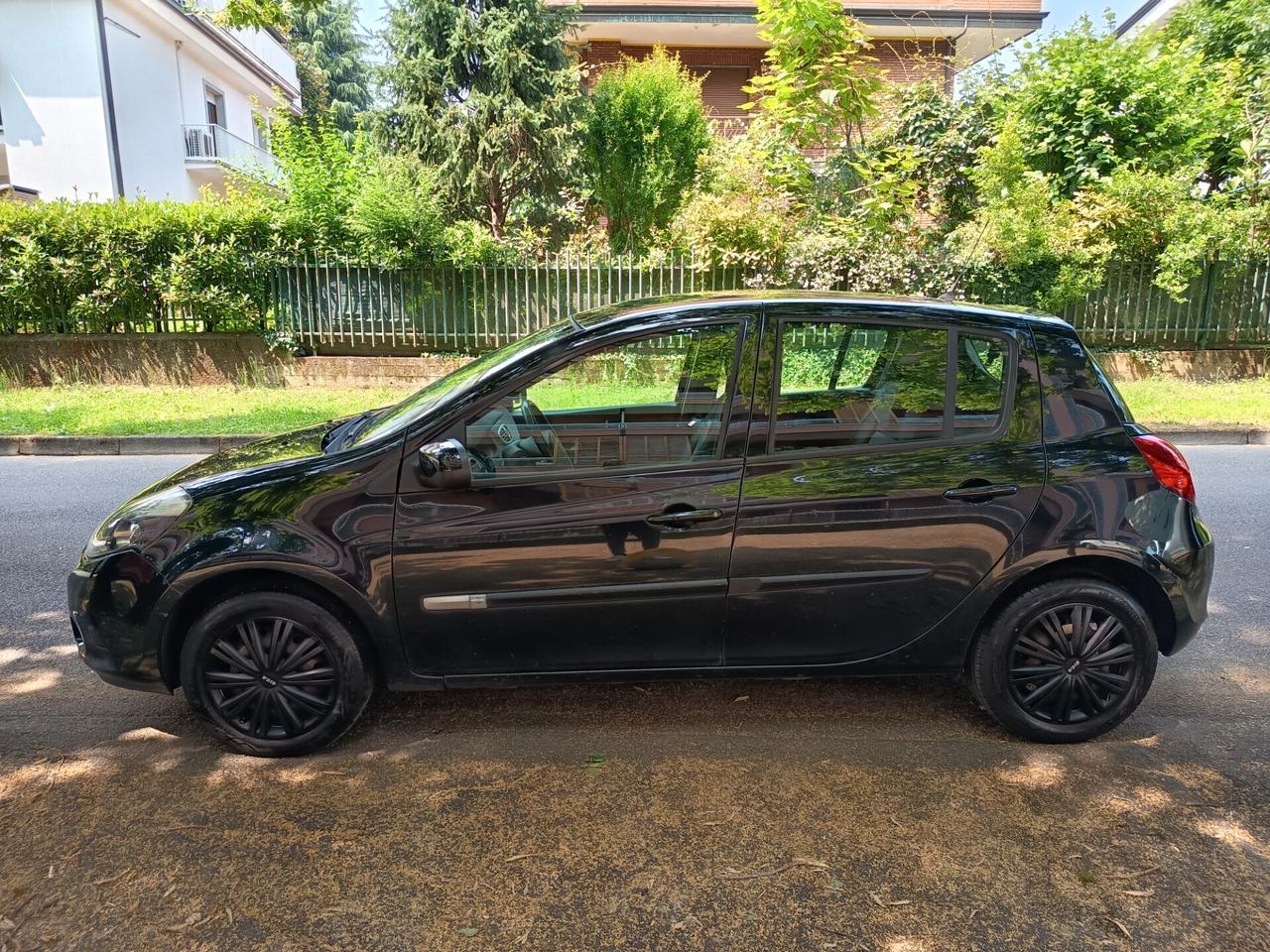 Renault Clio 1.2 16V 5 porte GPL Dynamique