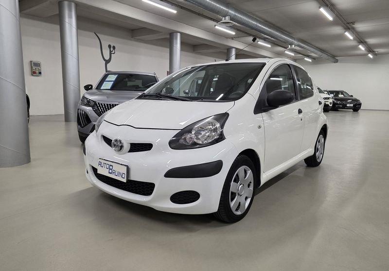 Toyota Aygo Aygo 1.0 12V VVT-i 5 porte Now Connect