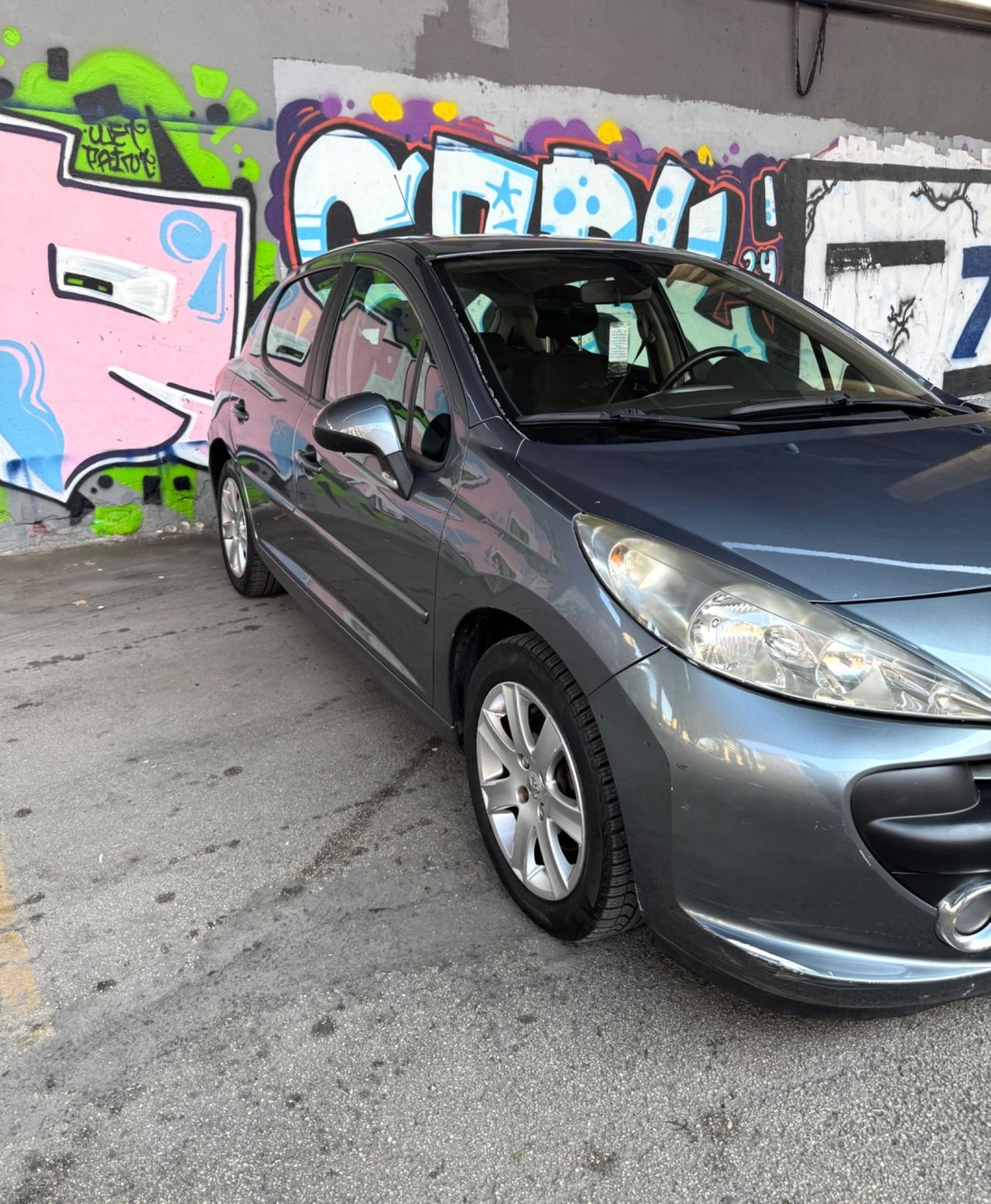 Peugeot 207 1.6 HDi 110CV 5p. XS