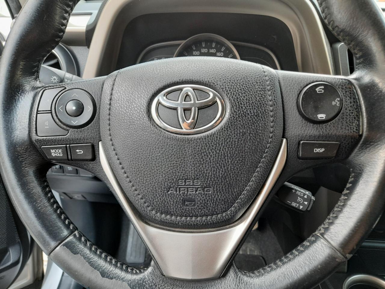 Toyota RAV 4 RAV4 2.2 D-4D 150 CV Lounge