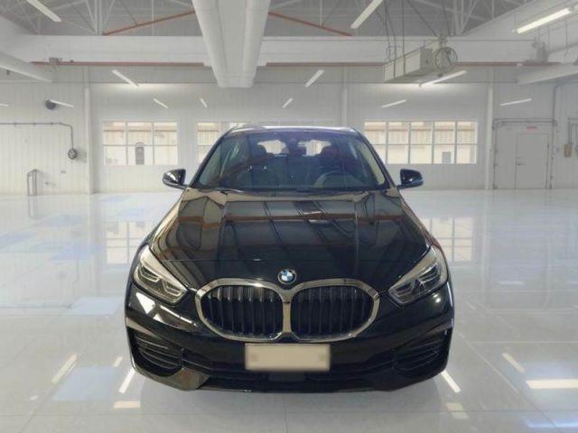 BMW 116 i 5p. Advantage