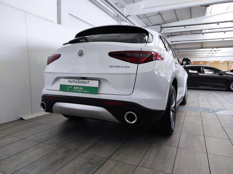 ALFA ROMEO Stelvio (AUTOCARRO) 2.2 Turbodiesel 160 CV AT8 RWD Business