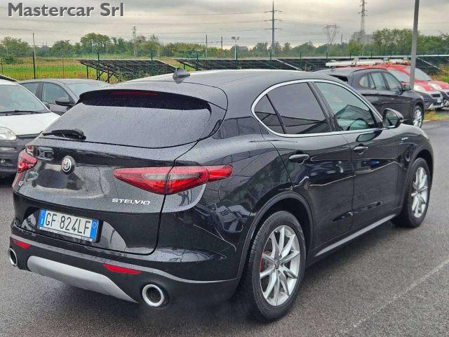 ALFA ROMEO Stelvio Stelvio 2.2 t Executive Q4 190cv auto - GF824LF