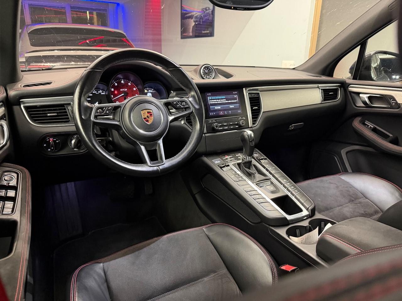 Porsche Macan 3.0 GTS iva esposta