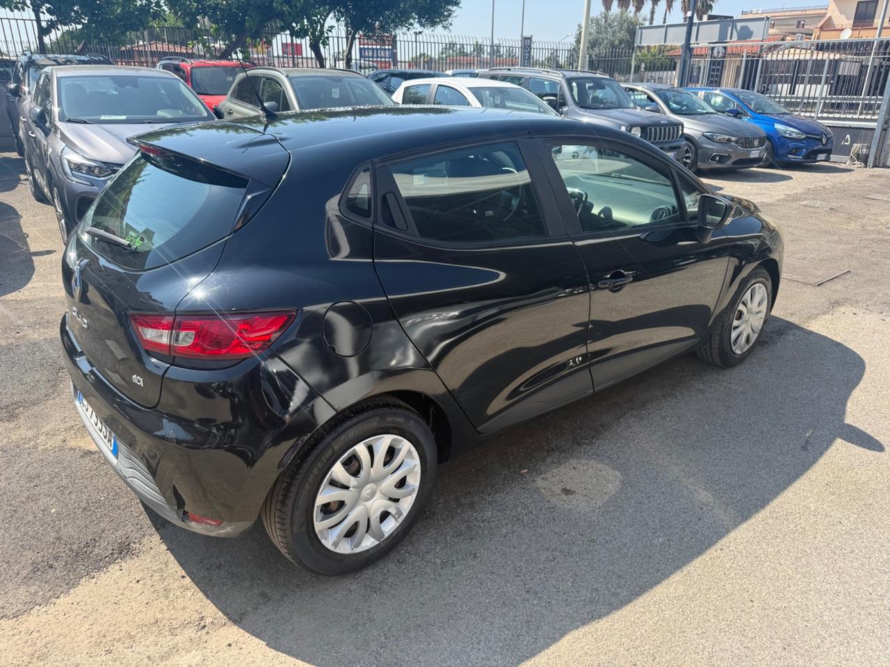 Renault Clio 1.5 dCi 8V 75CV 5 porte Wave
