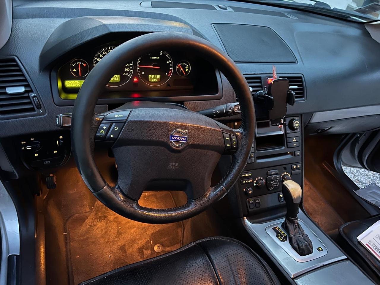 Volvo XC 90 2.4 4x4 7 posti