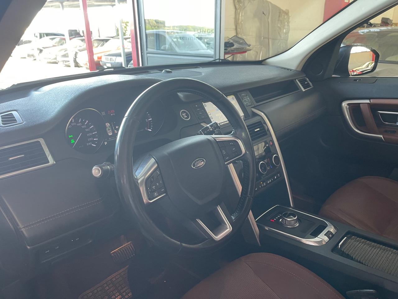 Land Rover Discovery Sport HSE Luxury 7 Posti PERMUTE RATE