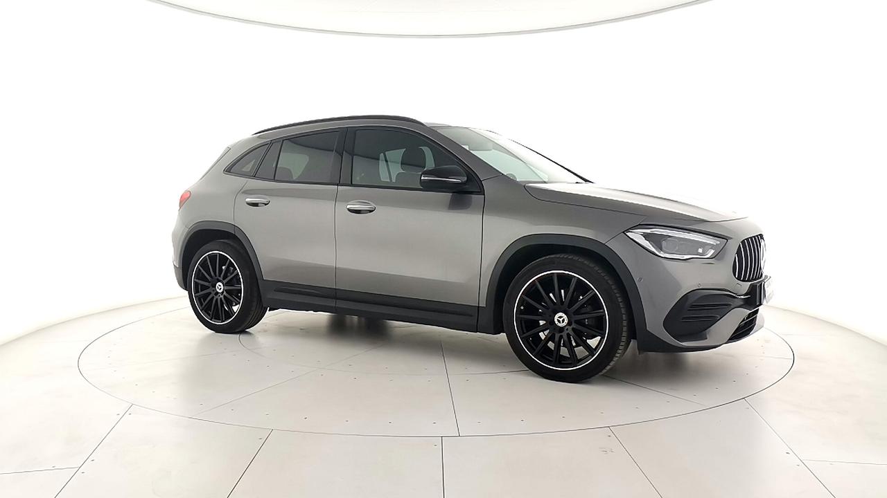 Mercedes-Benz GLA-H247 2020 - GLA 220 d Premium 4matic auto