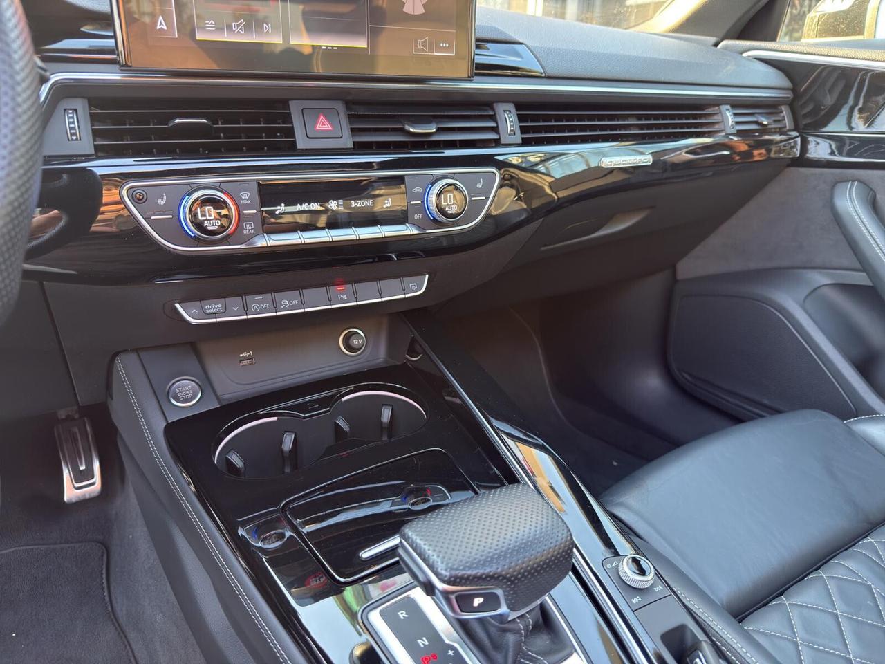 Audi A4 Avant 40 2.0 tdi 204cv mhev S-Line edition quattro s-tronic Tetto 2022