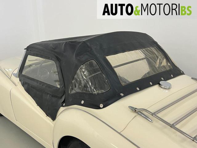 TRIUMPH TR3 Small Mouth *hard top*