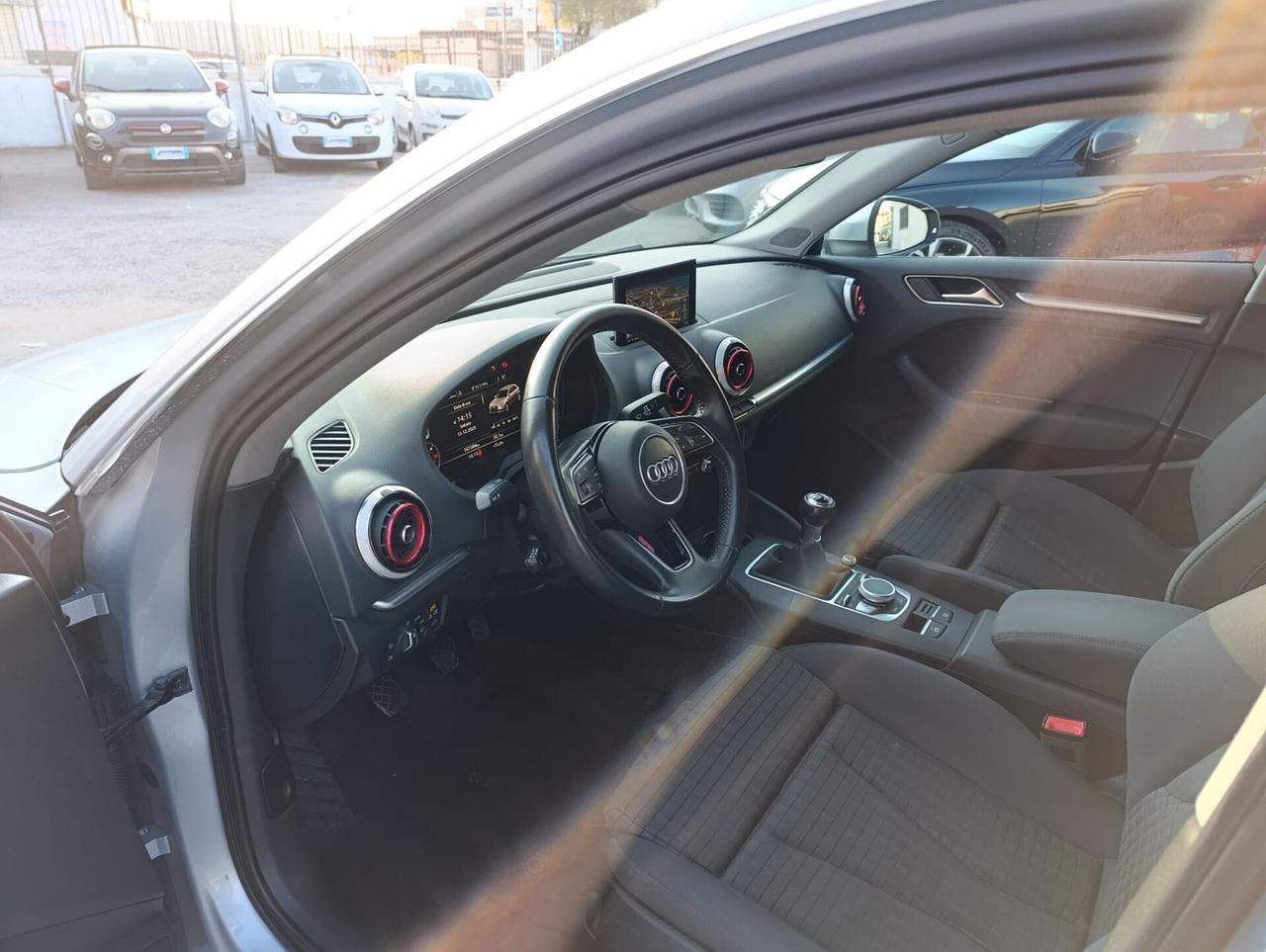 Audi A3 SPB 35 TDI S tronic Business Advanced