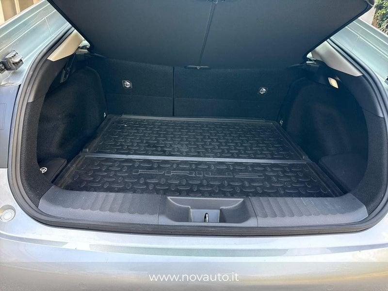 Toyota Prius Plug-in Hybrid Lounge