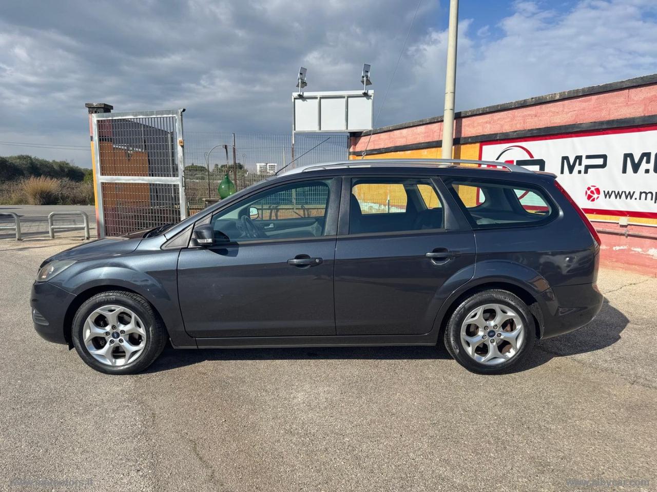 FORD FOCUS TITANIUM SW 1.6 TDCi 90CV