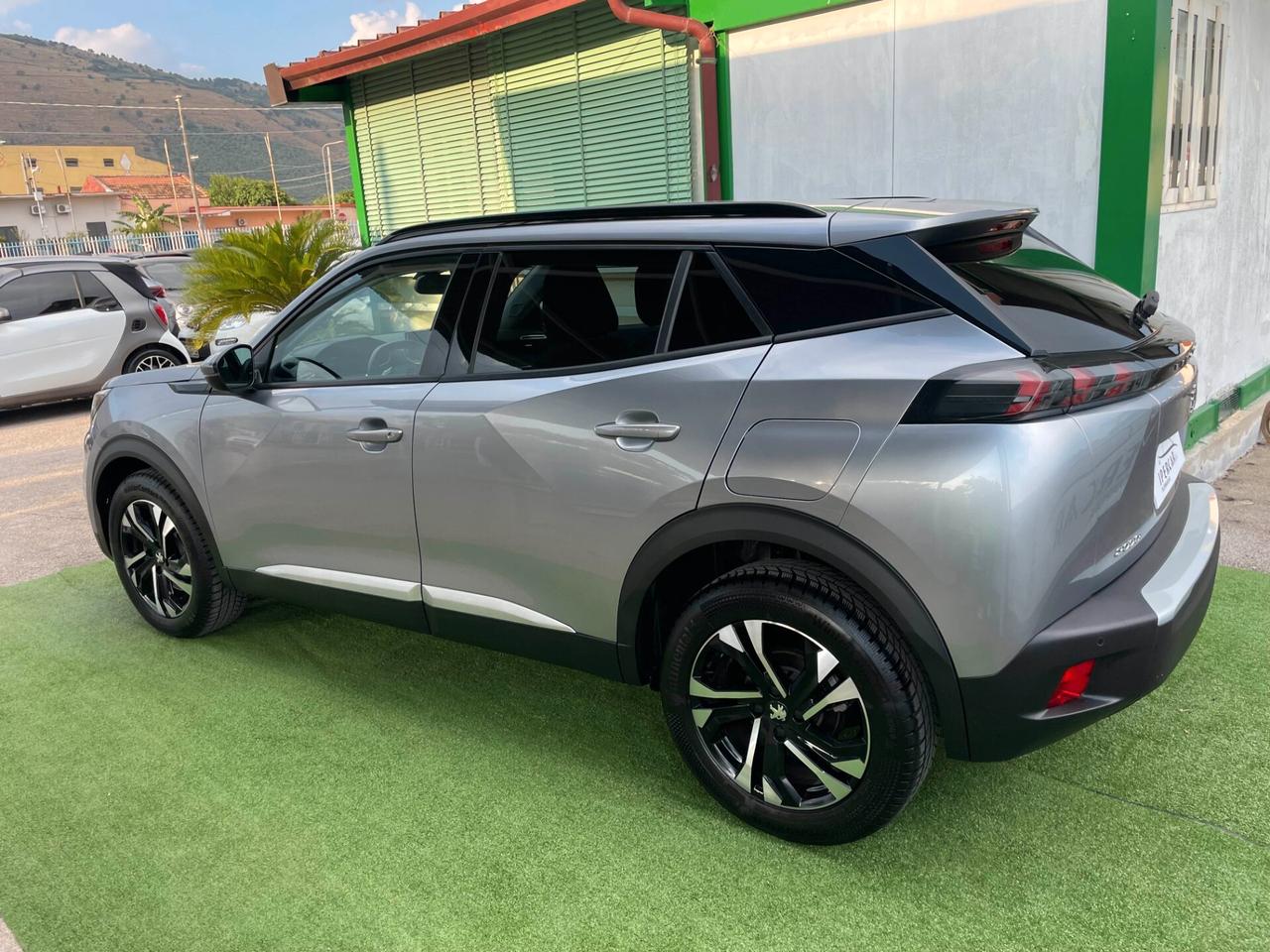 Peugeot 2008 BlueHDi 130 S&S EAT8 Allure Pack