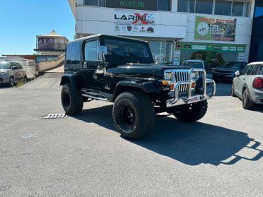 Jeep Wrangler 2.5 Laredo
