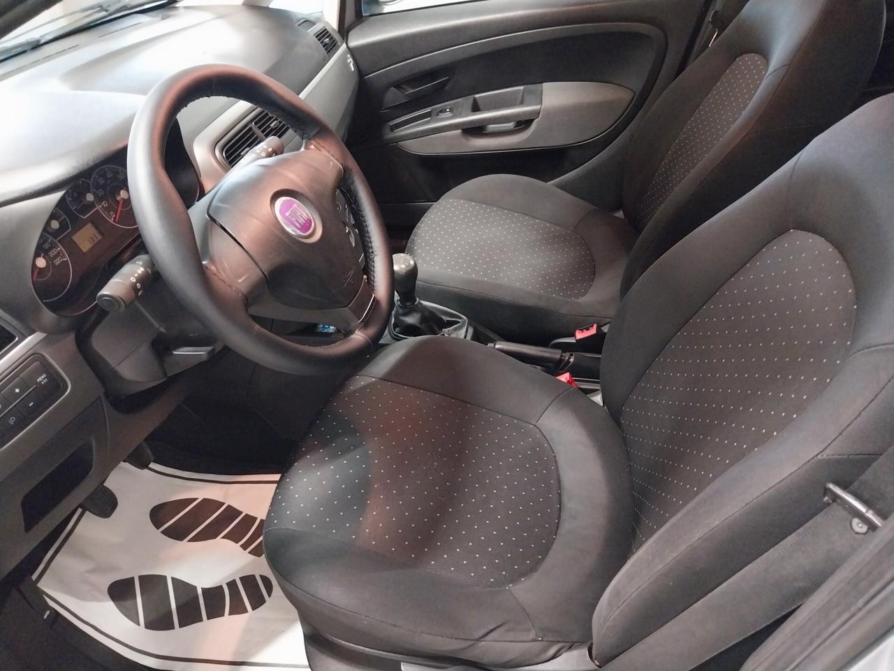 Fiat Grande Punto 1.3 MJT 75 CV 5 porte - ok neopatentati