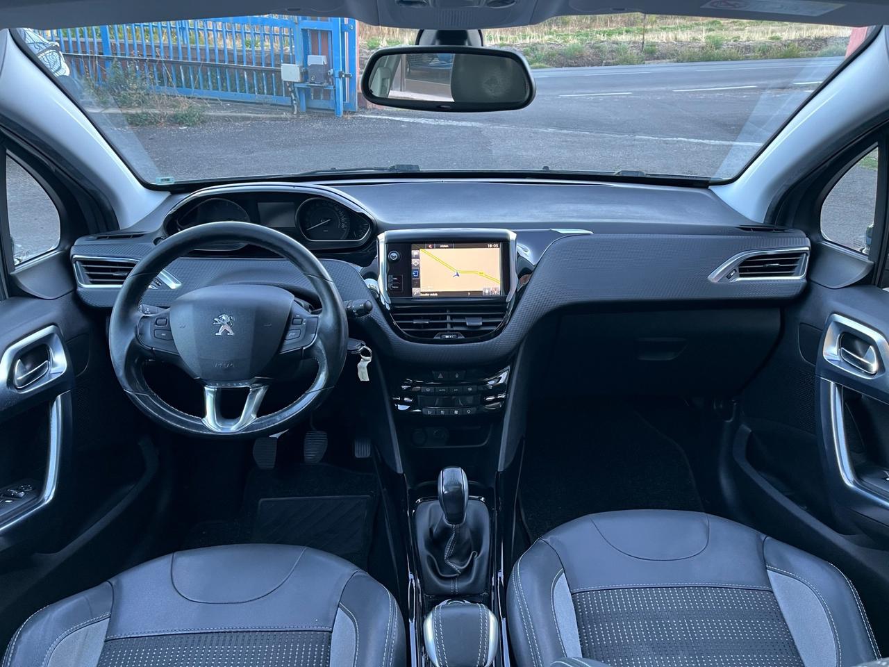 Peugeot 2008 BlueHDi 100 Allure-km192000-