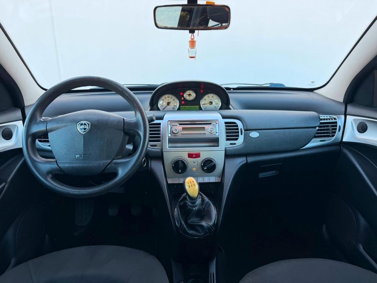 Lancia Ypsilon 1.2 69 CV DIVA
