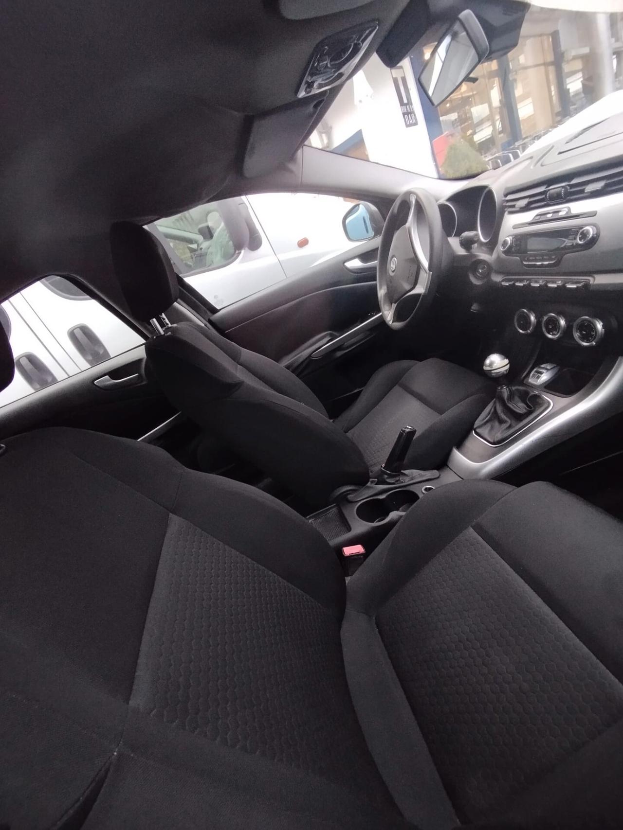 Alfa Romeo Giulietta 1.6 JTDm-2 105 CV Progression