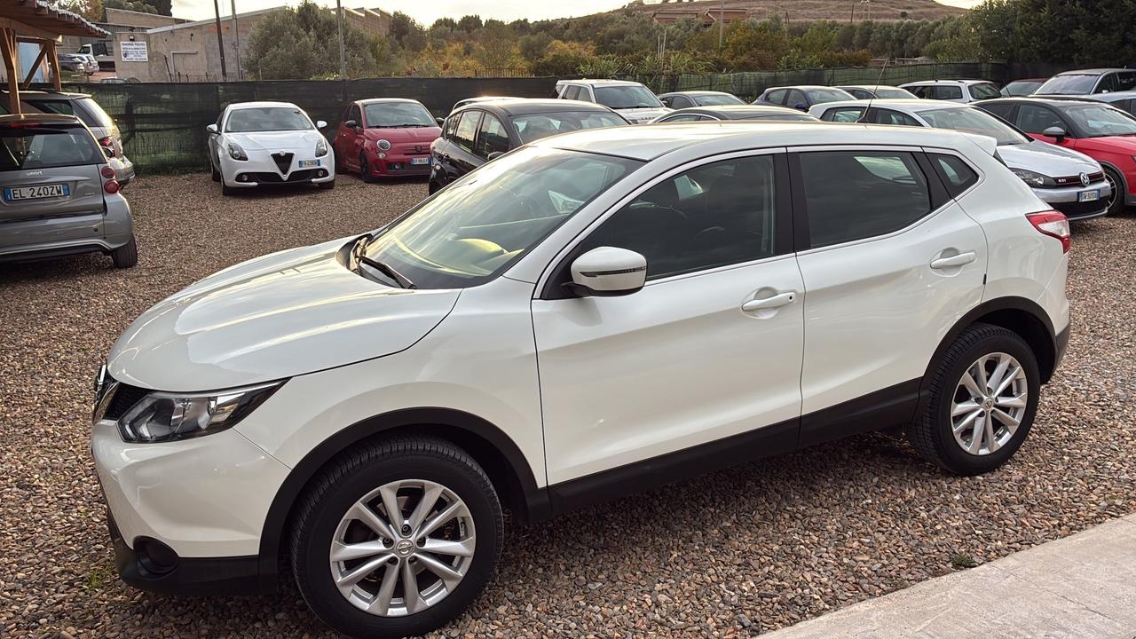 Nissan Qashqai 1.5 dCi Visia