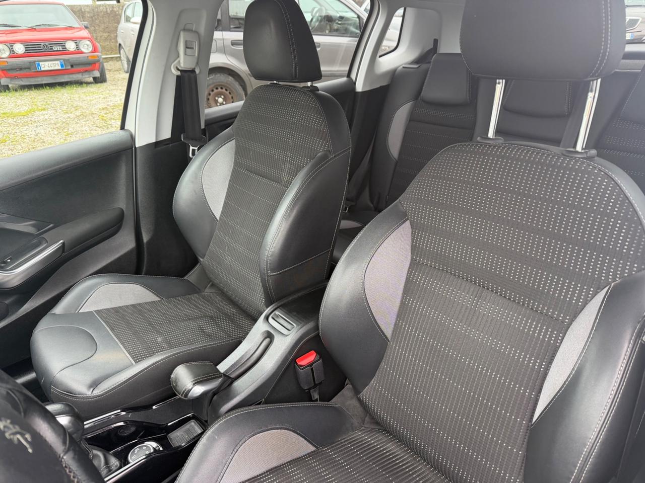 Peugeot 2008 BlueHDi 100 GT Line